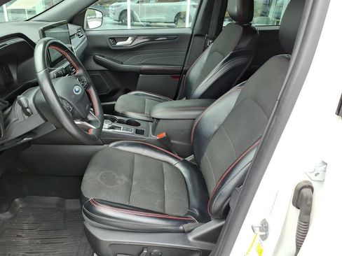 Used 2023 Ford Escape ST-Line w/ Tech Pack #1 FWD image 13