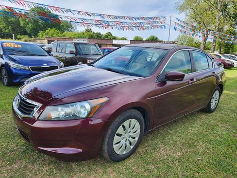 Used 2010 Honda Accord LX image 1