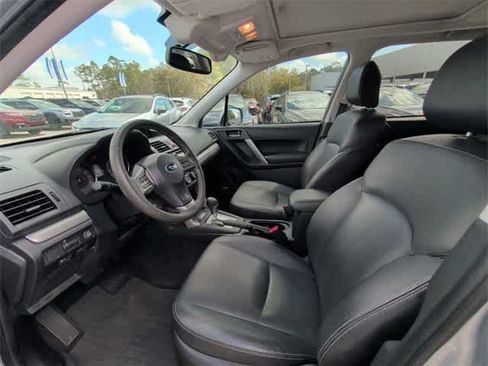 Used 2015 Subaru Forester 2.5i Limited image 9