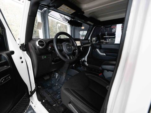 Used 2016 Jeep Wrangler Unlimited Sahara w/ Trailer Tow Group image 8