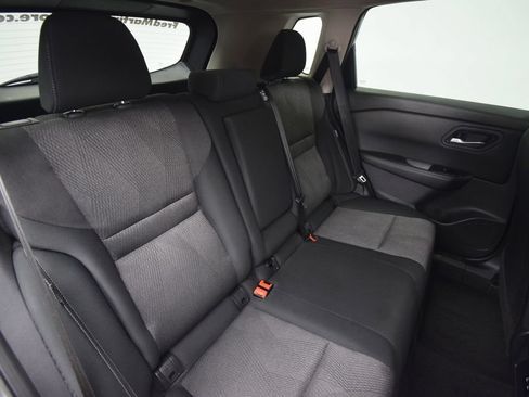 Used 2025 Nissan Rogue SV AWD/4WD image 21