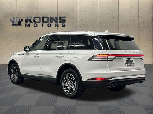 Used 2022 Lincoln Aviator AWD image 6