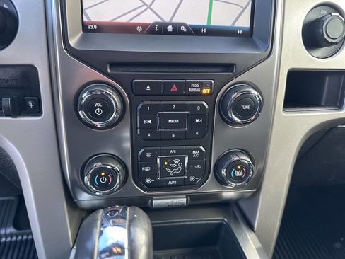 Used 2014 Ford F150 FX4 w/ Equipment Group 402A Luxury image 34