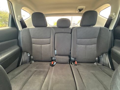 Used 2016 Nissan Murano SV w/ Premium Package FWD image 11