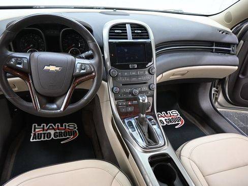Used 2013 Chevrolet Malibu LT FWD image 4