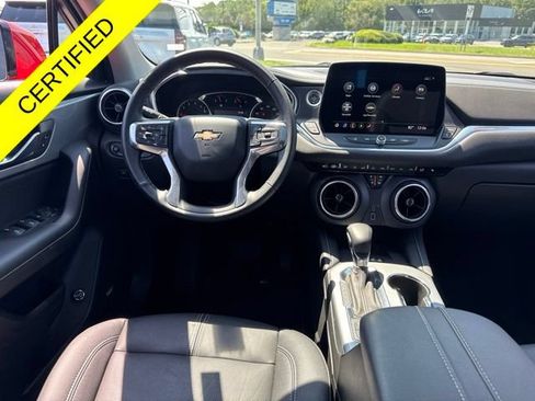 Used 2025 Chevrolet Blazer LT w/ Sound & Technology Package AWD/4WD image 19