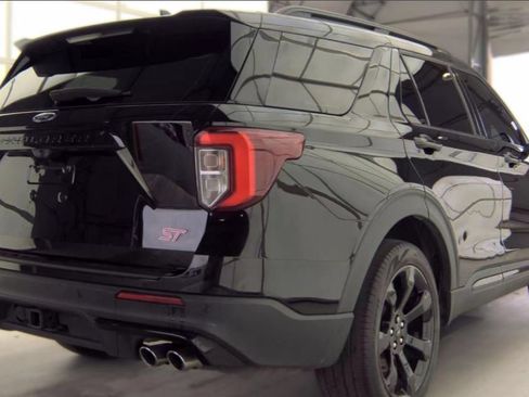 Used 2023 Ford Explorer ST w/ Equipment Group 401A AWD/4WD image 4