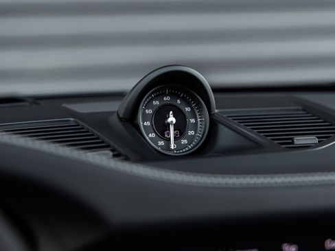Certified 2026 Porsche 911 Carrera GTS RWD image 36