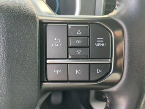 Used 2022 Ford F150 Platinum w/ Equipment Group 701A High AWD/4WD image 31