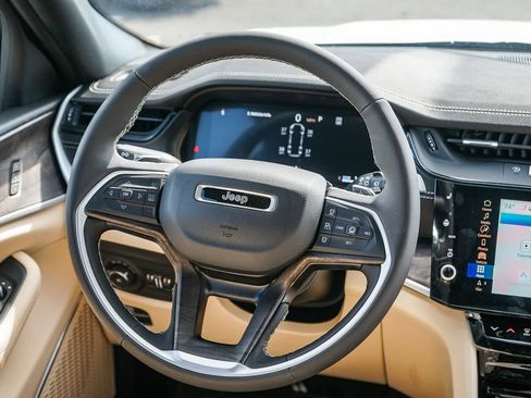 New 2026 Jeep Grand Cherokee L Limited image 16