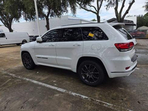 Used 2020 Jeep Grand Cherokee High Altitude RWD image 4