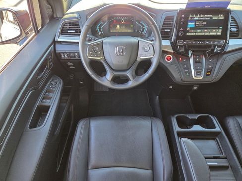 Used 2024 Honda Odyssey Sport image 14