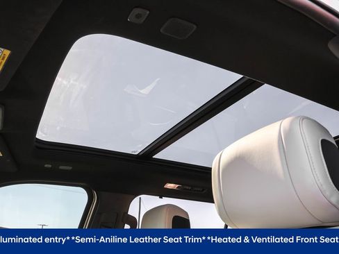 Used 2023 Toyota Sequoia Capstone image 7