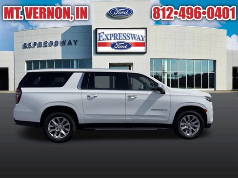 Used 2023 Chevrolet Suburban Premier AWD/4WD image 6