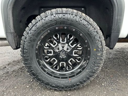 Used 2021 GMC Sierra 2500 AT4 w/ Gooseneck/5TH Wheel Package image 20