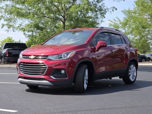 Used 2018 Chevrolet Trax Premier FWD image 20