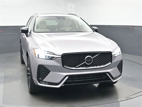 New 2026 Volvo XC60 B5 Ultra w/ Protection Package Premier image 2