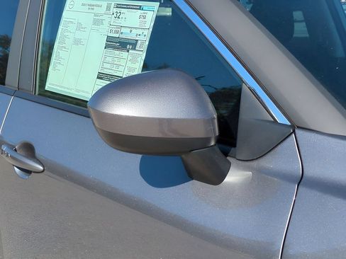 Certified 2026 Nissan Rogue SV FWD image 12