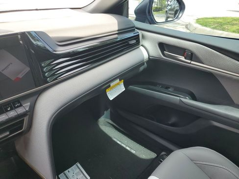 New 2025 Toyota Camry SE w/ Multimedia Upgrade Package image 30