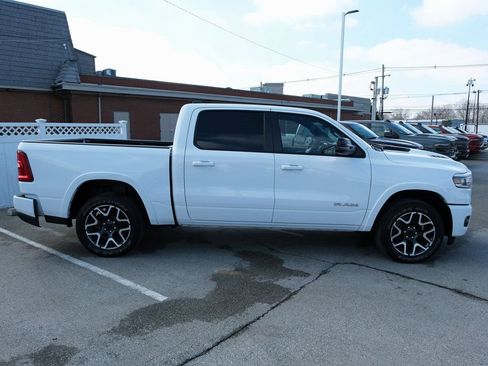 Used 2025 RAM 1500 Laramie w/ Sport Appearance Package AWD/4WD image 2