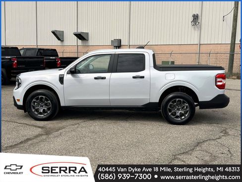 Used 2025 Ford Maverick XLT w/ XLT Luxury Package image 2