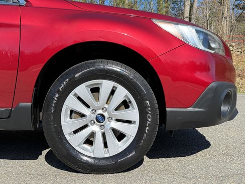 Used 2017 Subaru Outback 2.5i Premium AWD/4WD image 10