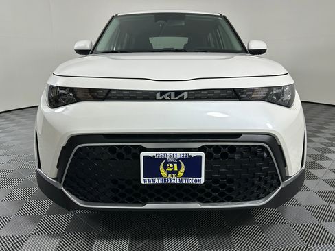 Used 2023 Kia Soul LX w/ LX Technology Package image 4