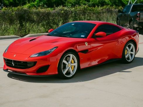 Used 2019 Ferrari Portofino RWD image 1