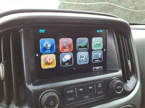 Used 2018 Chevrolet Colorado LT w/ Redline Special Edition image 16