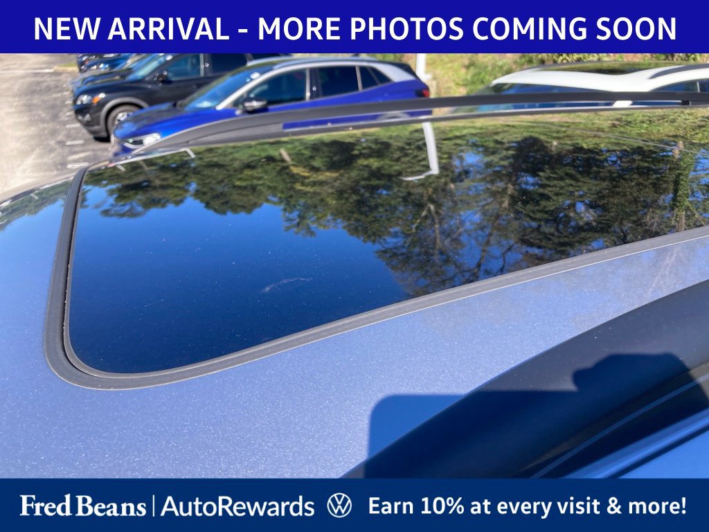 Certified 2024 Volkswagen Tiguan SE R-Line AWD/4WD image 8
