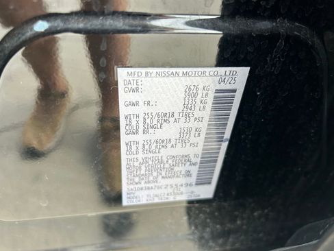 Used 2025 Nissan Pathfinder SV FWD image 10
