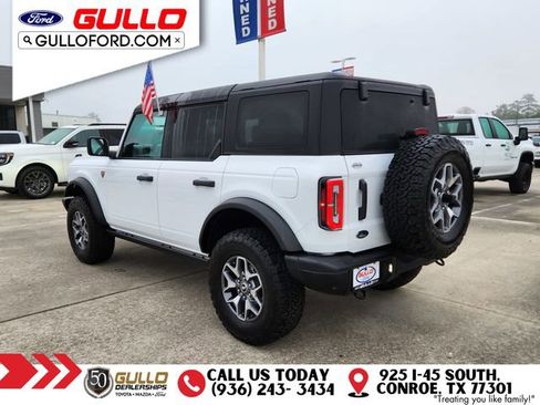 Used 2025 Ford Bronco Badlands image 5