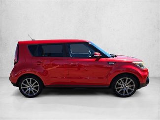 Used 2017 Kia Soul ! video 4
