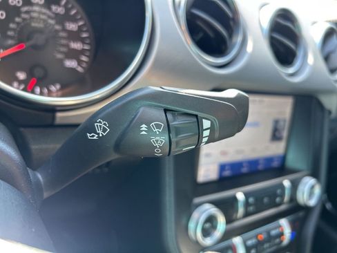 Used 2021 Ford Mustang Premium image 23