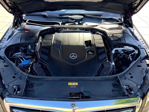 Used 2019 Mercedes-Benz S 560 4MATIC Sedan image 32