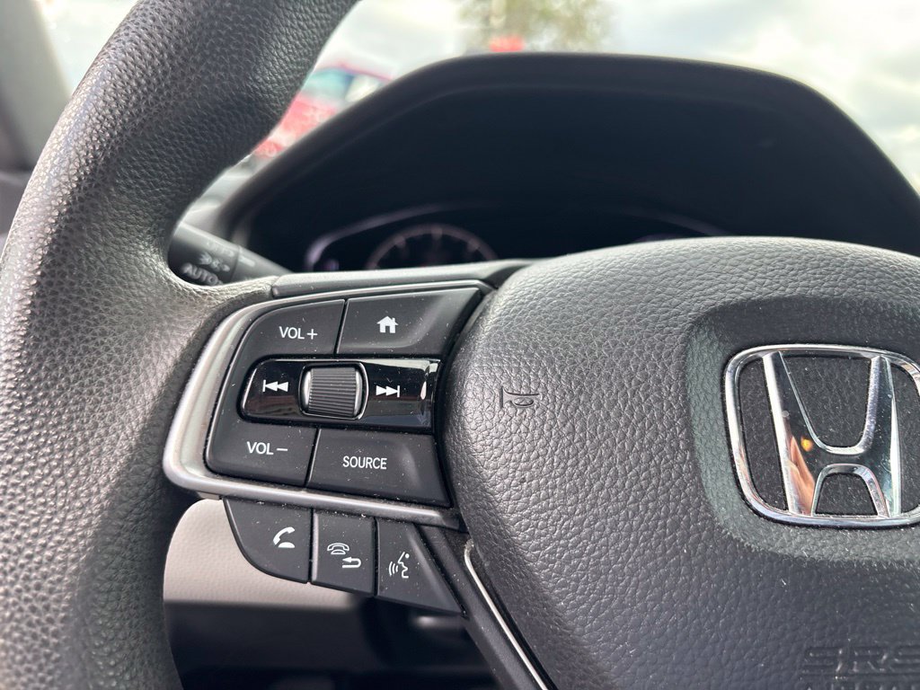 Used 2019 Honda Accord LX image 18