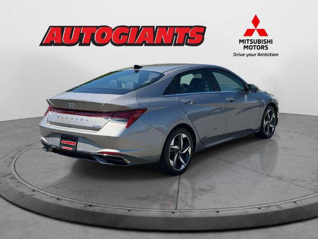 Used 2021 Hyundai Elantra Limited FWD image 5