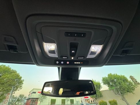Used 2019 GMC Sierra 1500 SLT w/ SLT Premium Plus Package AWD/4WD image 54