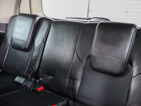 Used 2022 Nissan Armada Platinum image 28