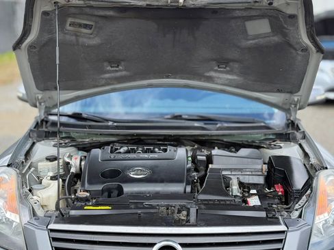 Used 2009 Nissan Altima 3.5 SE image 28