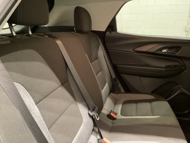 Used 2022 Chevrolet TrailBlazer LT FWD image 19