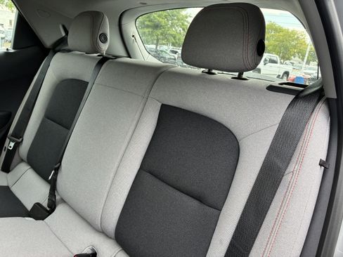 Used 2020 Chevrolet Bolt LT FWD image 13