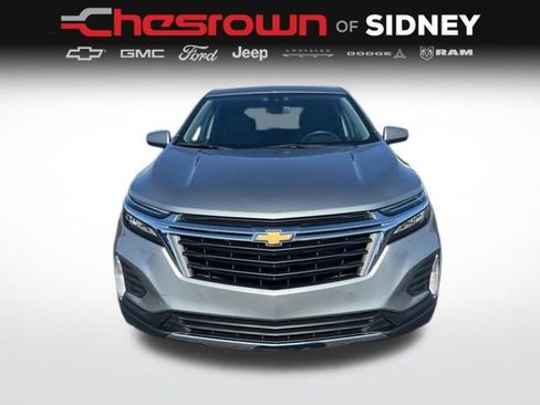 Used 2024 Chevrolet Equinox LT image 2