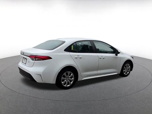 Used 2023 Toyota Corolla LE FWD image 15