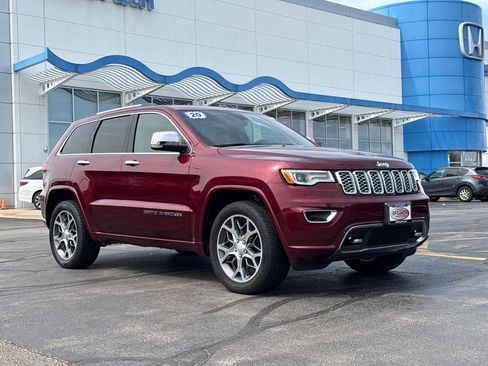 Used 2020 Jeep Grand Cherokee Overland AWD/4WD image 3
