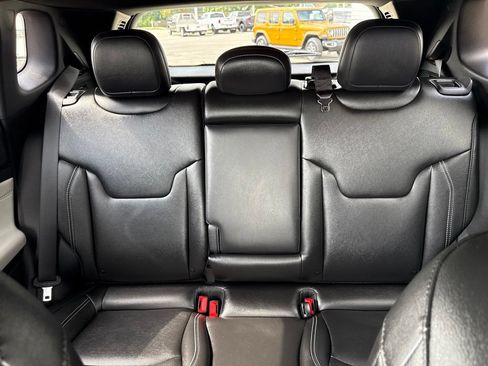 Used 2025 Jeep Compass Limited AWD/4WD image 35