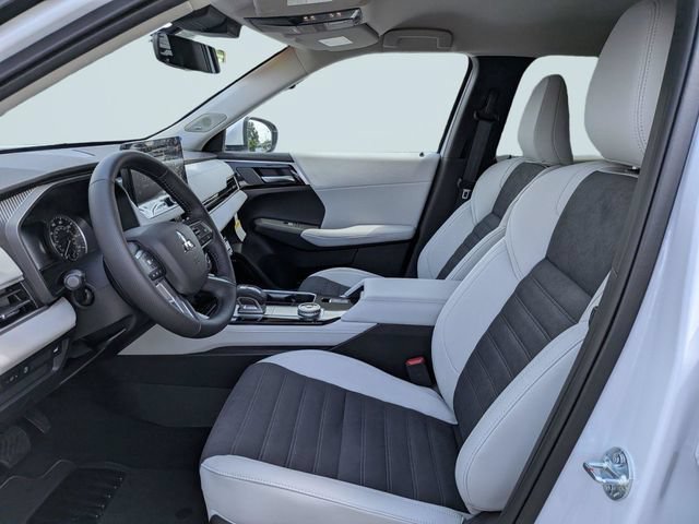 New 2026 Mitsubishi Outlander SE FWD image 18