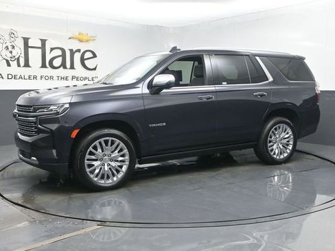 Used 2023 Chevrolet Tahoe Premier w/ Premium Package 2 AWD/4WD image 38