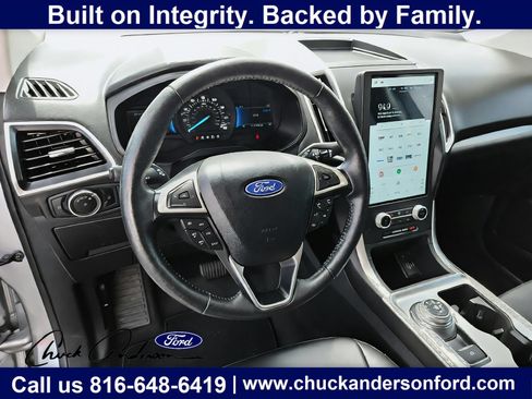 Used 2024 Ford Edge SEL AWD/4WD image 15
