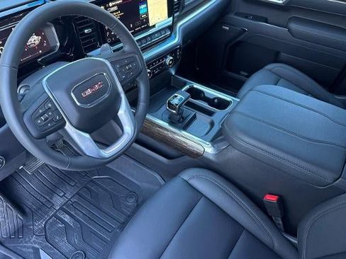 New 2026 GMC Sierra 1500 Elevation w/ Elevation Premium Package AWD/4WD image 9